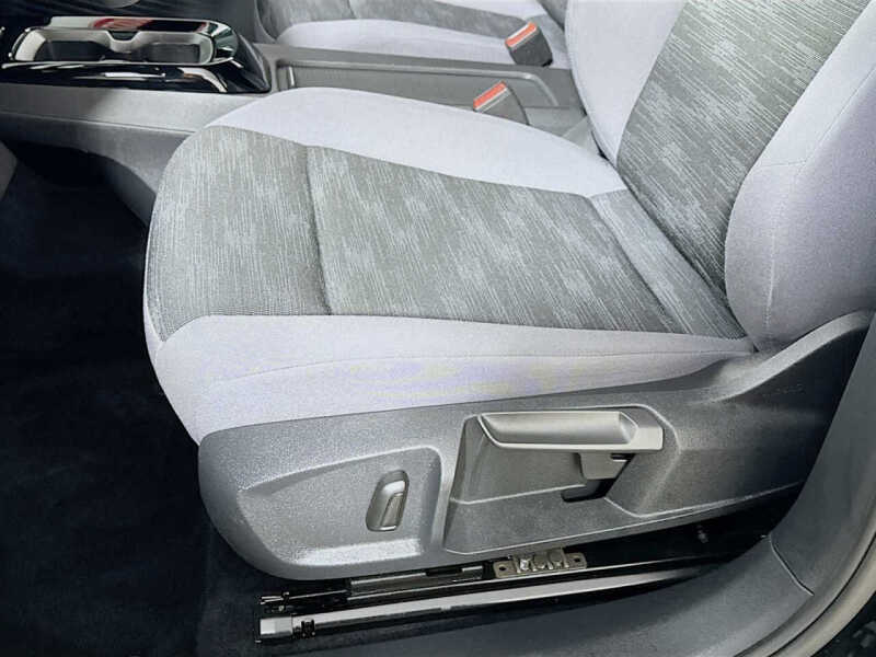 2022 Volkswagen ID.4 Pro