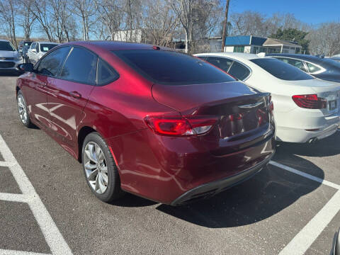 2016 Chrysler 200 S