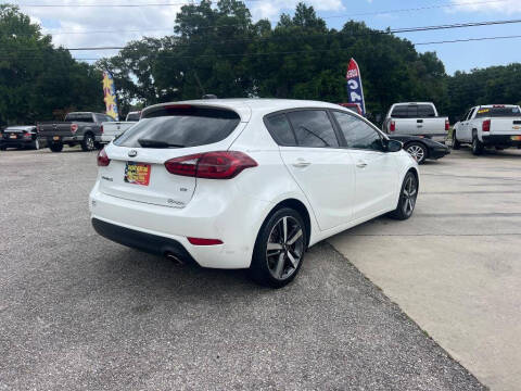 2017 Kia Forte5 EX
