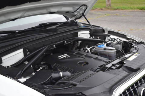 2015 Audi Q5 2.0T quattro Premium Plus