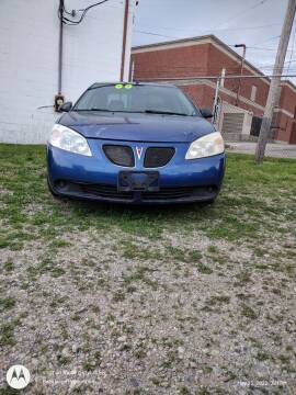 2007 Pontiac G6 for sale at Double Take Auto Sales LLC in Dayton OH