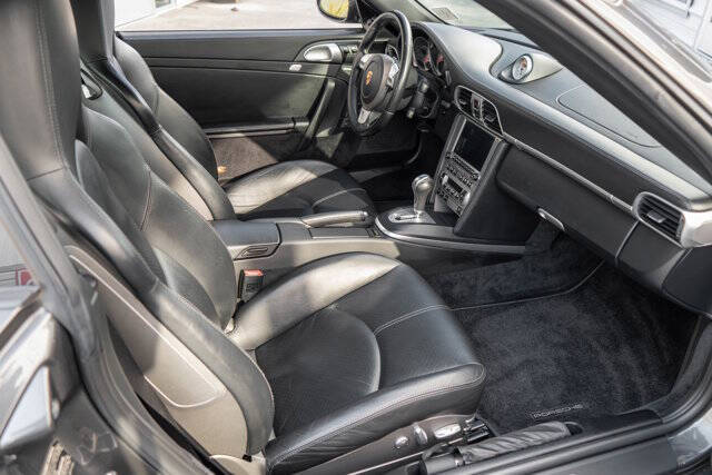 2006 Porsche 911 31