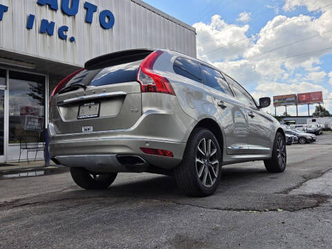 2016 Volvo XC60 T5 Drive-E Platinum