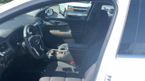 2023 GMC Acadia SLE