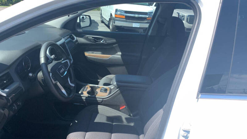 2023 GMC Acadia SLE