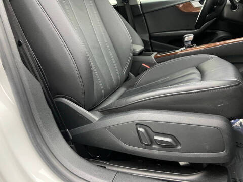 2022 Audi A5 Sportback quattro Premium 40 TFSI