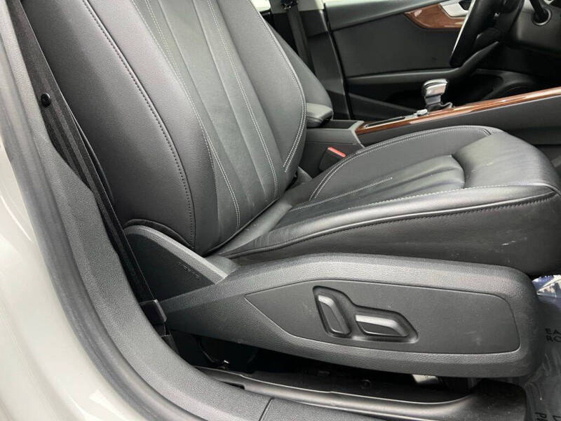 2022 Audi A5 Sportback quattro Premium 40 TFSI