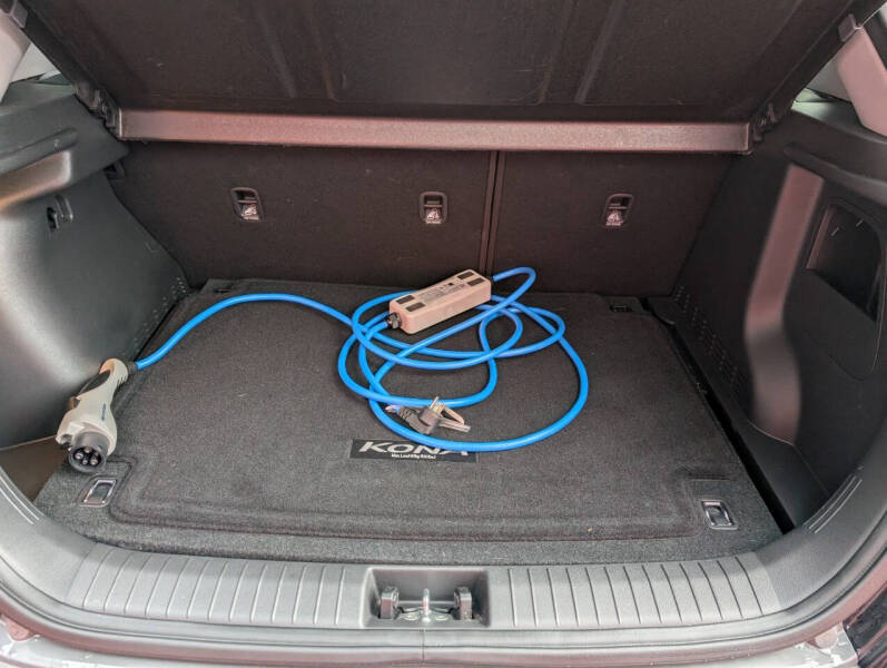 2023 Hyundai Kona Electric SE