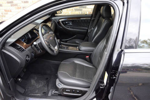 2019 Ford Taurus Limited