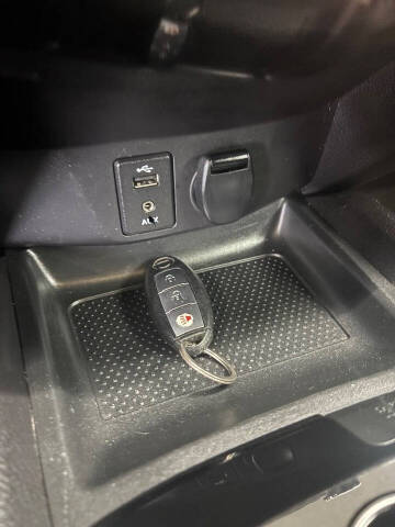 2015 Nissan Rogue SV