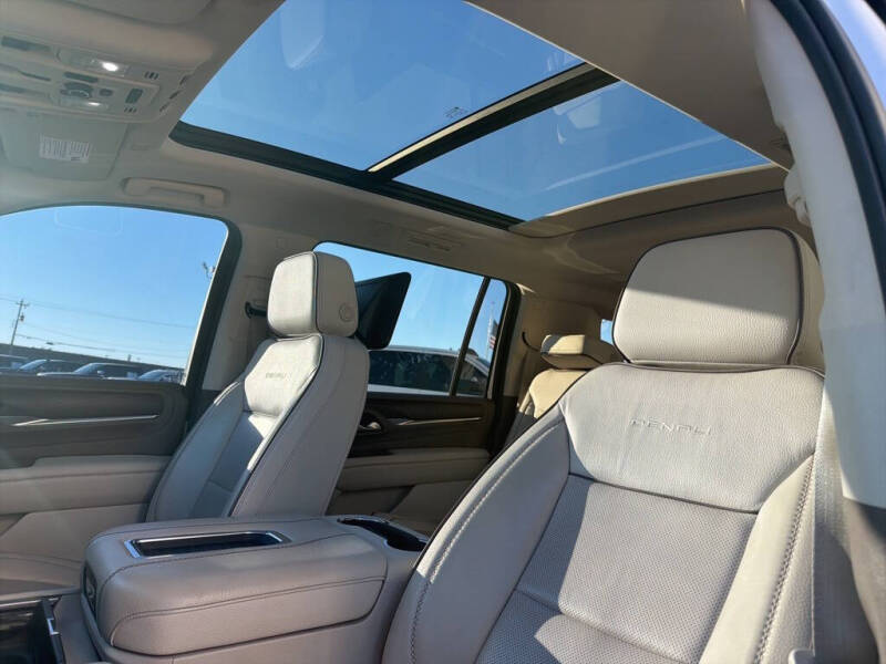 2022 GMC Yukon XL Denali