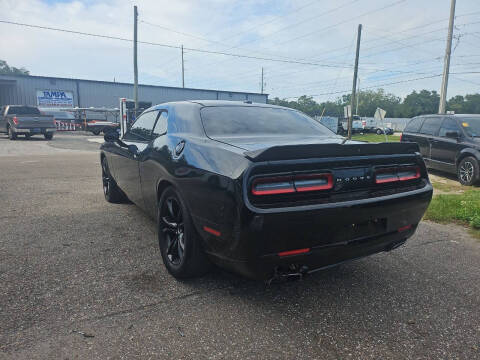 2017 Dodge Challenger SXT
