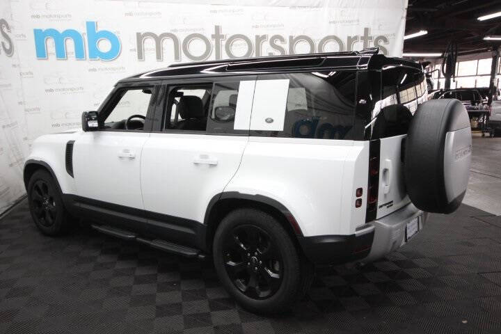 2020 Land Rover Defender 110 SE