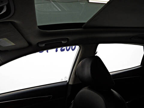 2017 Kia Cadenza Premium