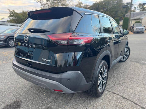 2022 Nissan Rogue SV
