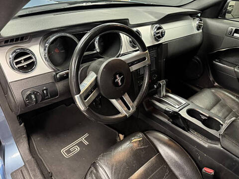 2007 Ford Mustang GT Deluxe