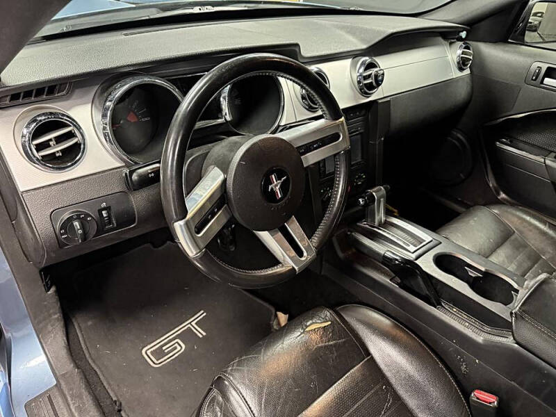 2007 Ford Mustang GT Deluxe