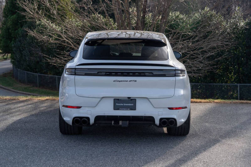 2025 Porsche Cayenne GTS Coupe
