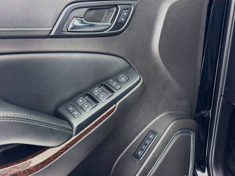 2017 GMC Yukon SLT