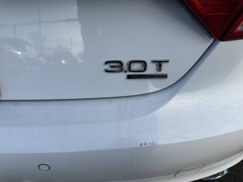 2012 Audi A7 3.0T quattro Premium Plus