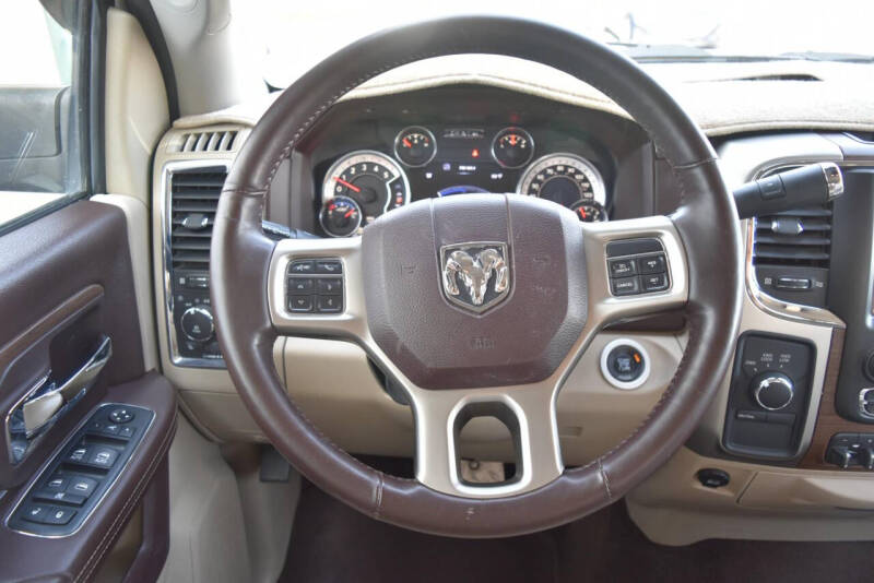 2016 RAM 2500 Laramie