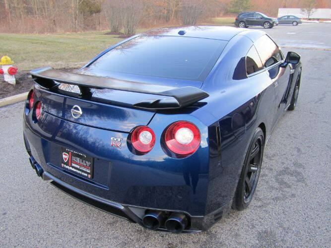 2014 Nissan GT-R Premium