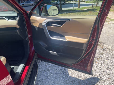 2023 Toyota RAV4 XLE Premium