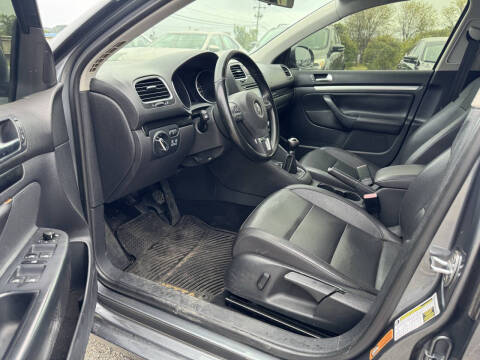 2010 Volkswagen Jetta SportWagen TDI