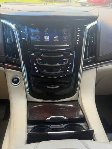 2015 Cadillac Escalade ESV Luxury