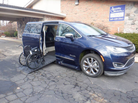 2018 Chrysler Pacifica for sale at Mobility Motors LLC - A Wheelchair Van in Battle Creek MI