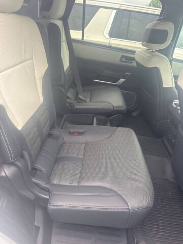 2025 Toyota Sequoia Capstone