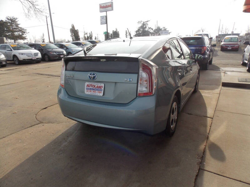 2014 Toyota Prius Three