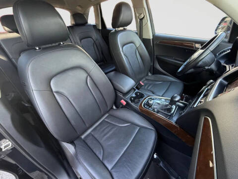 2012 Audi Q5 2.0T quattro Premium Plus