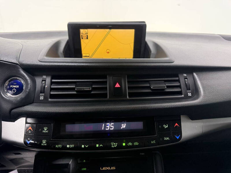 2011 Lexus CT 200h Premium