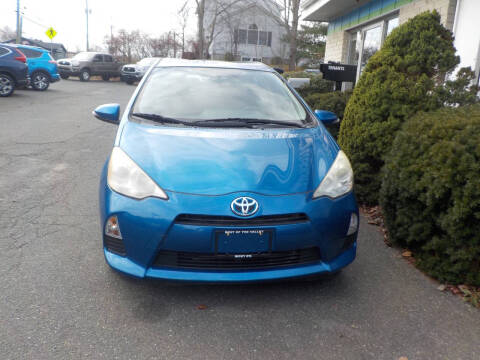 2013 Toyota Prius c Two