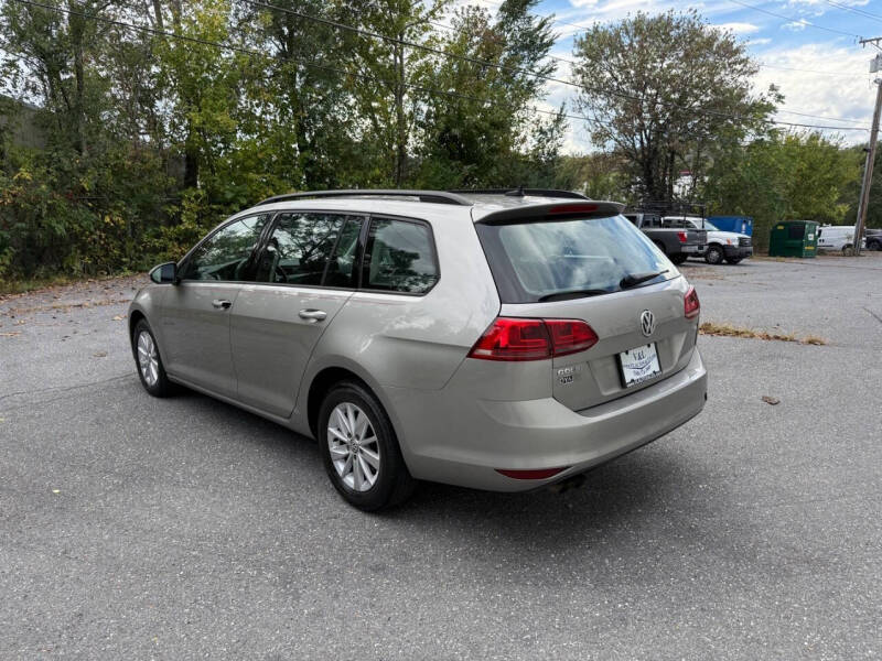 2017 Volkswagen Golf SportWagen TSI S