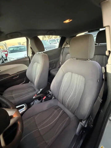 2013 Chevrolet Sonic LT Auto