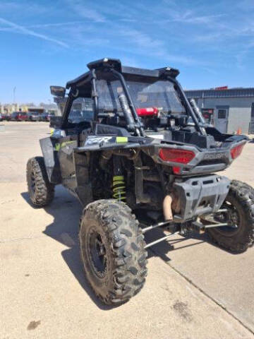 2015 Polaris Razor