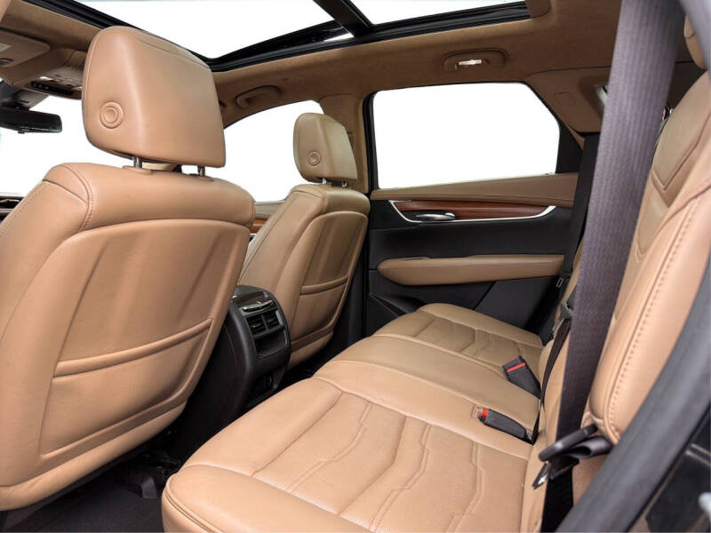 2017 Cadillac XT5 Platinum