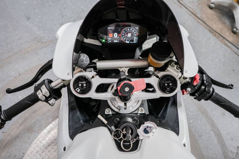 2021 Ducati Panigale V2