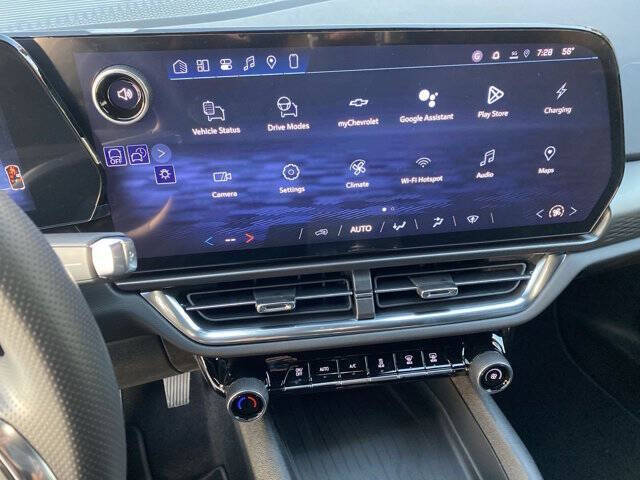 2026 Chevrolet Equinox EV LT 1