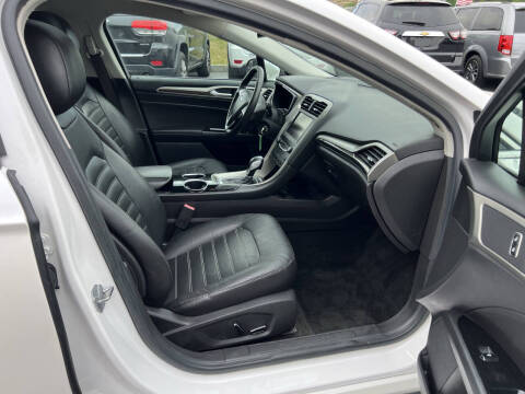 2013 Ford Fusion SE