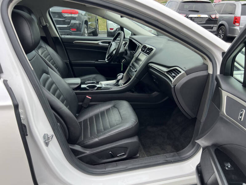 2013 Ford Fusion SE