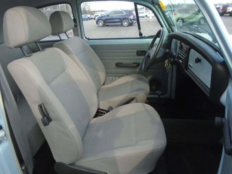 2004 Volkswagen Beetle