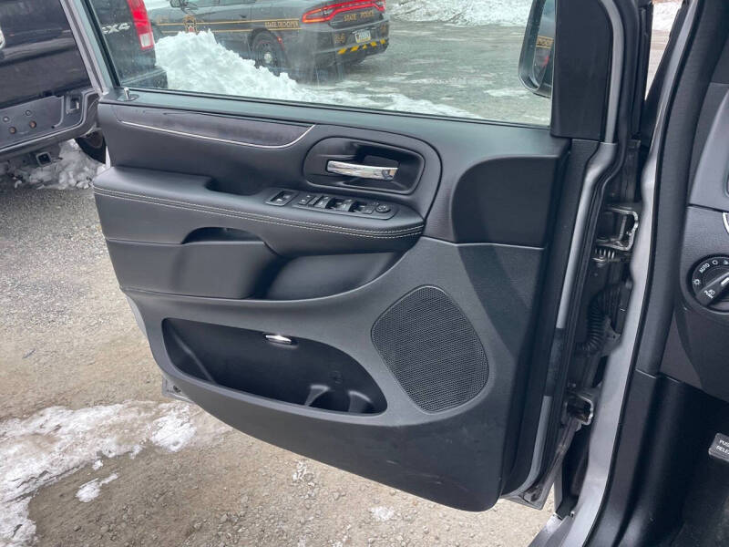 2017 Dodge Grand Caravan SXT