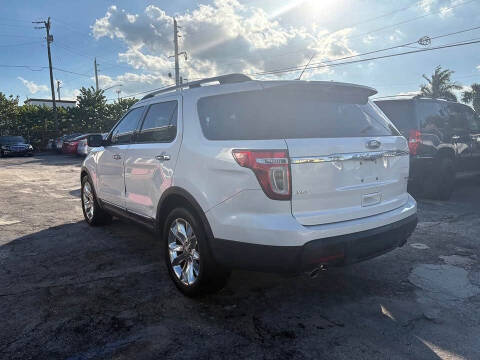 2014 Ford Explorer XLT