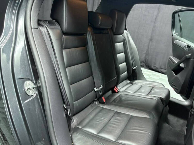 2013 Volkswagen Golf R 4Motion