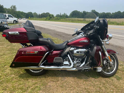 2017 Harley Davidson Ultra Classic Electra Glide for sale at GREAT DEALS ON WHEELS in Michigan City IN