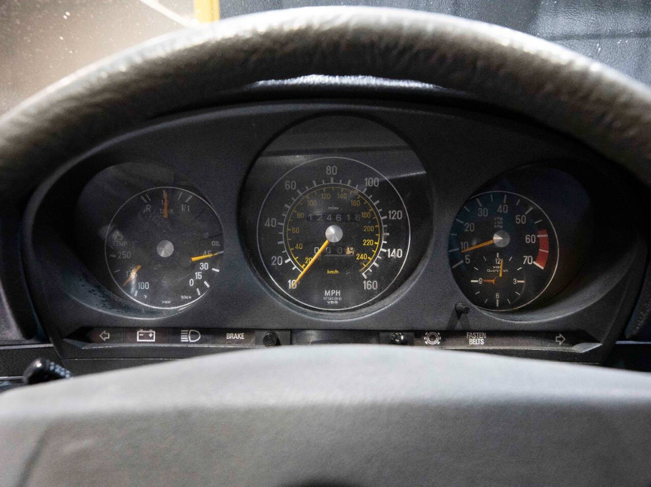 1977 Mercedes-Benz 450 SL 42
