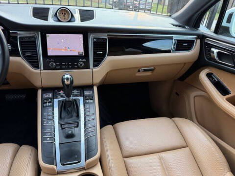 2017 Porsche Macan S